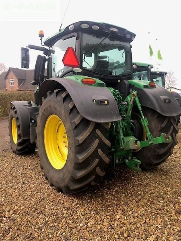 John Deere 6250r - Traktor: obrázok 2 John Deere 6250r - Traktor: obrázok 2