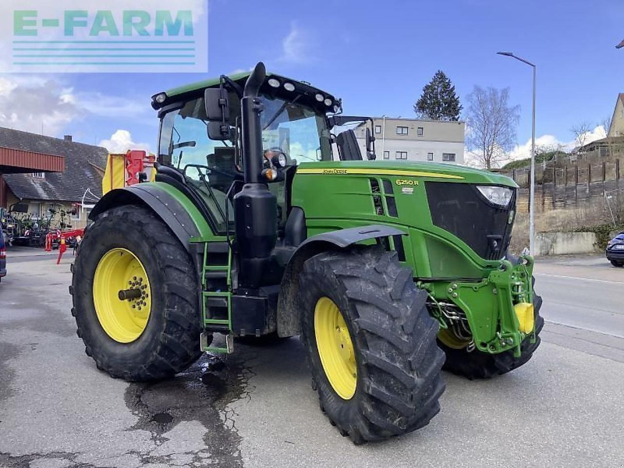John Deere 6250r - Traktor: obrázok 1 John Deere 6250r - Traktor: obrázok 1