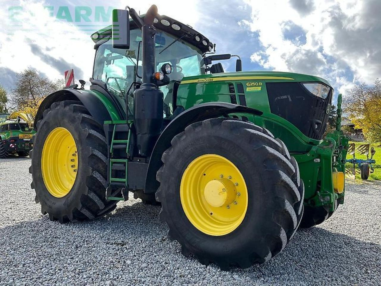 John Deere 6250r - Traktor: obrázok 2 John Deere 6250r - Traktor: obrázok 2