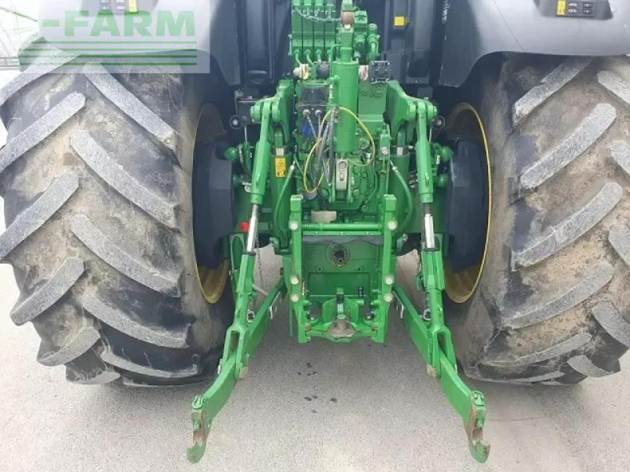 John Deere 6250r - Traktor: obrázok 5 John Deere 6250r - Traktor: obrázok 5