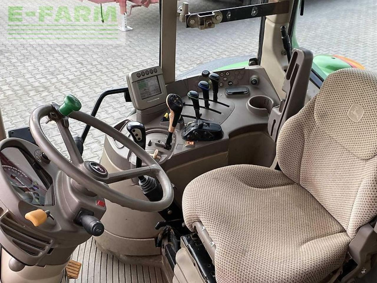 John Deere 6430 premium - Traktor: obrázok 4 John Deere 6430 premium - Traktor: obrázok 4
