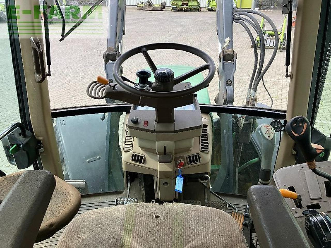 John Deere 6810 - Traktor: obrázok 4 John Deere 6810 - Traktor: obrázok 4