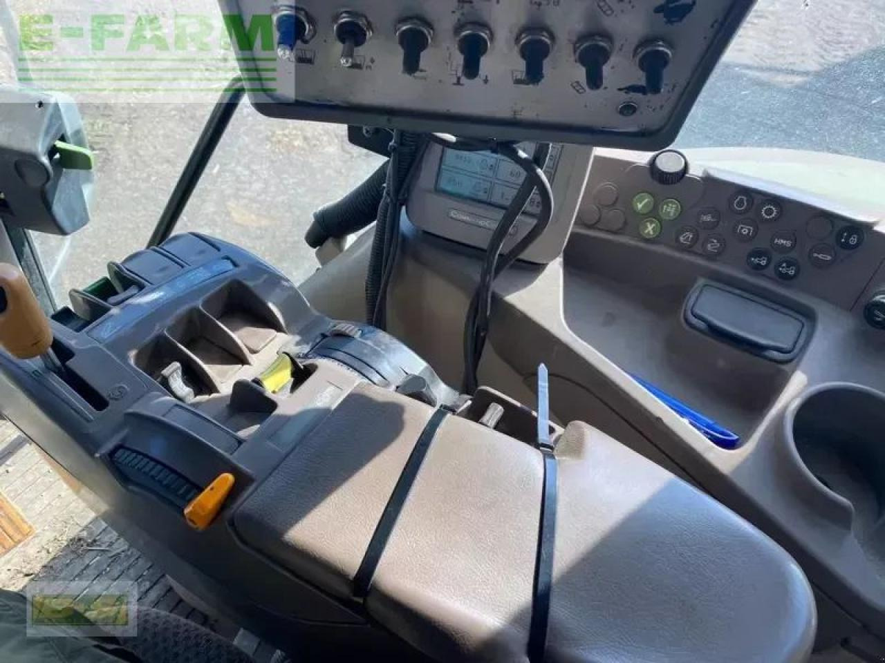 John Deere 6830 - Traktor: obrázok 2 John Deere 6830 - Traktor: obrázok 2