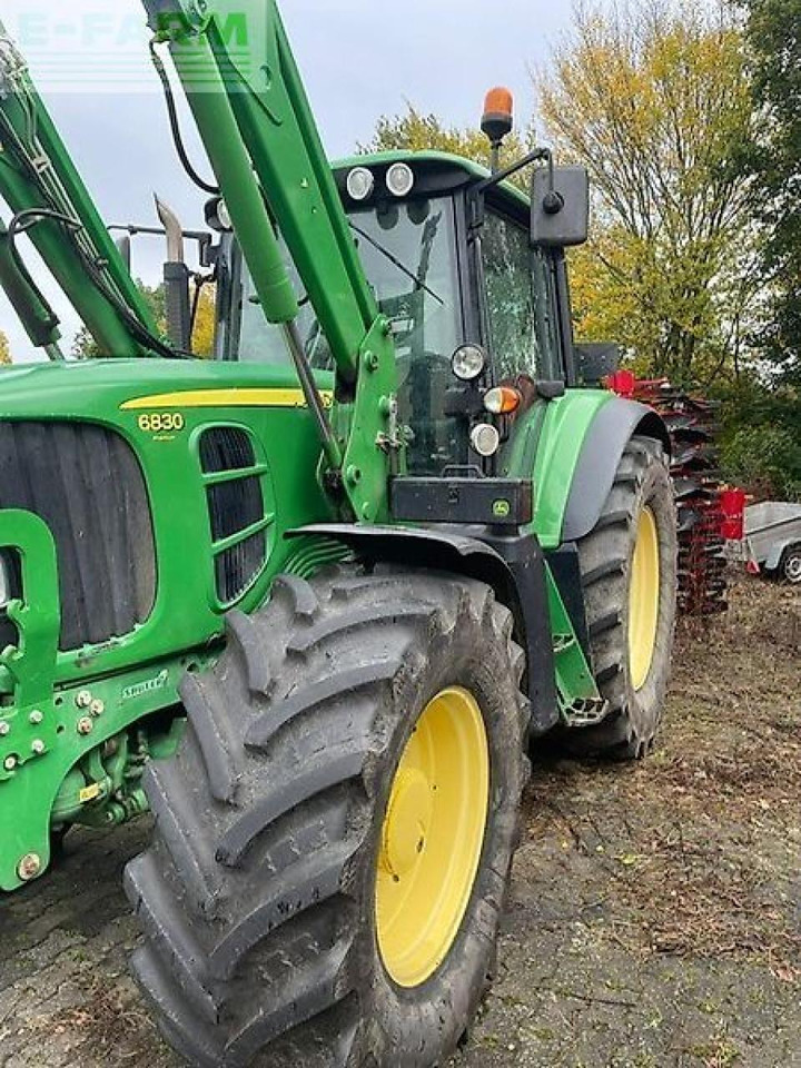 John Deere 6830 premium - Traktor: obrázok 1 John Deere 6830 premium - Traktor: obrázok 1