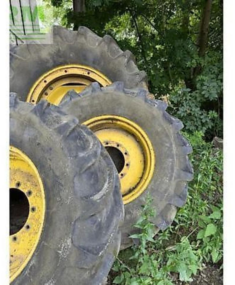 John Deere 6910 - Traktor: obrázok 4 John Deere 6910 - Traktor: obrázok 4