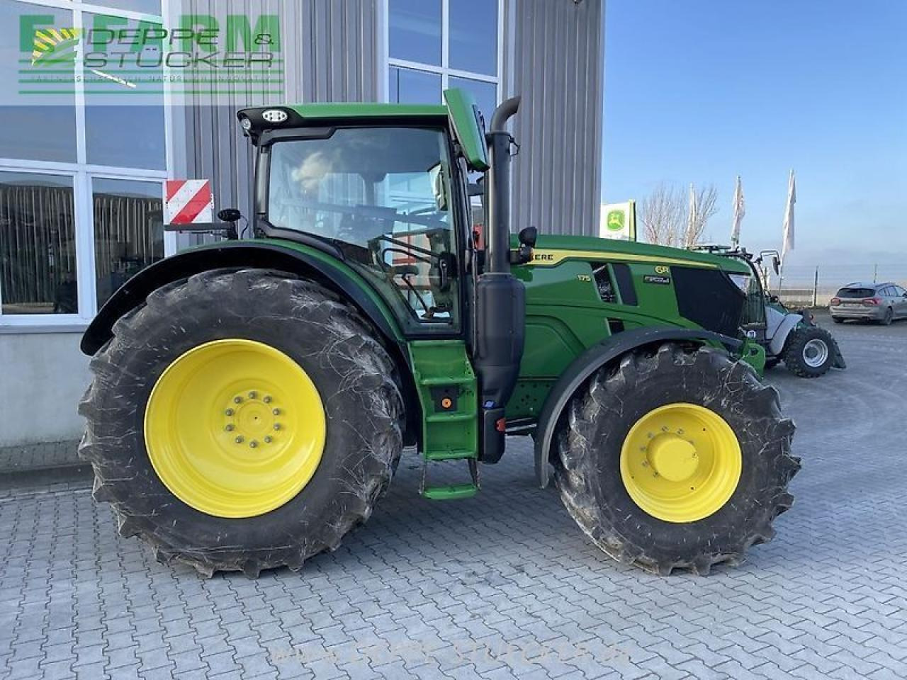 John Deere 6r 175 - Traktor: obrázok 3 John Deere 6r 175 - Traktor: obrázok 3