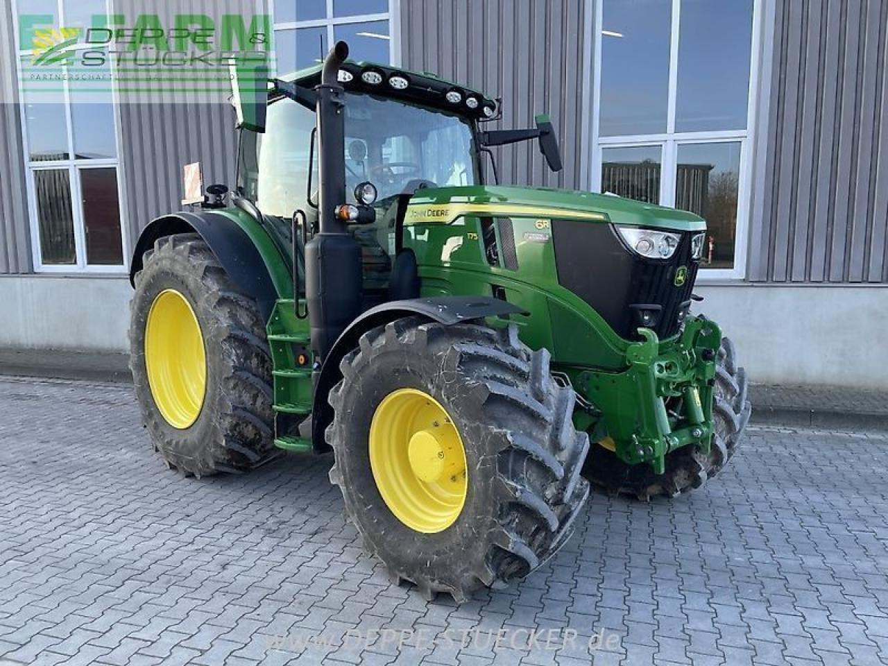John Deere 6r 175 - Traktor: obrázok 4 John Deere 6r 175 - Traktor: obrázok 4