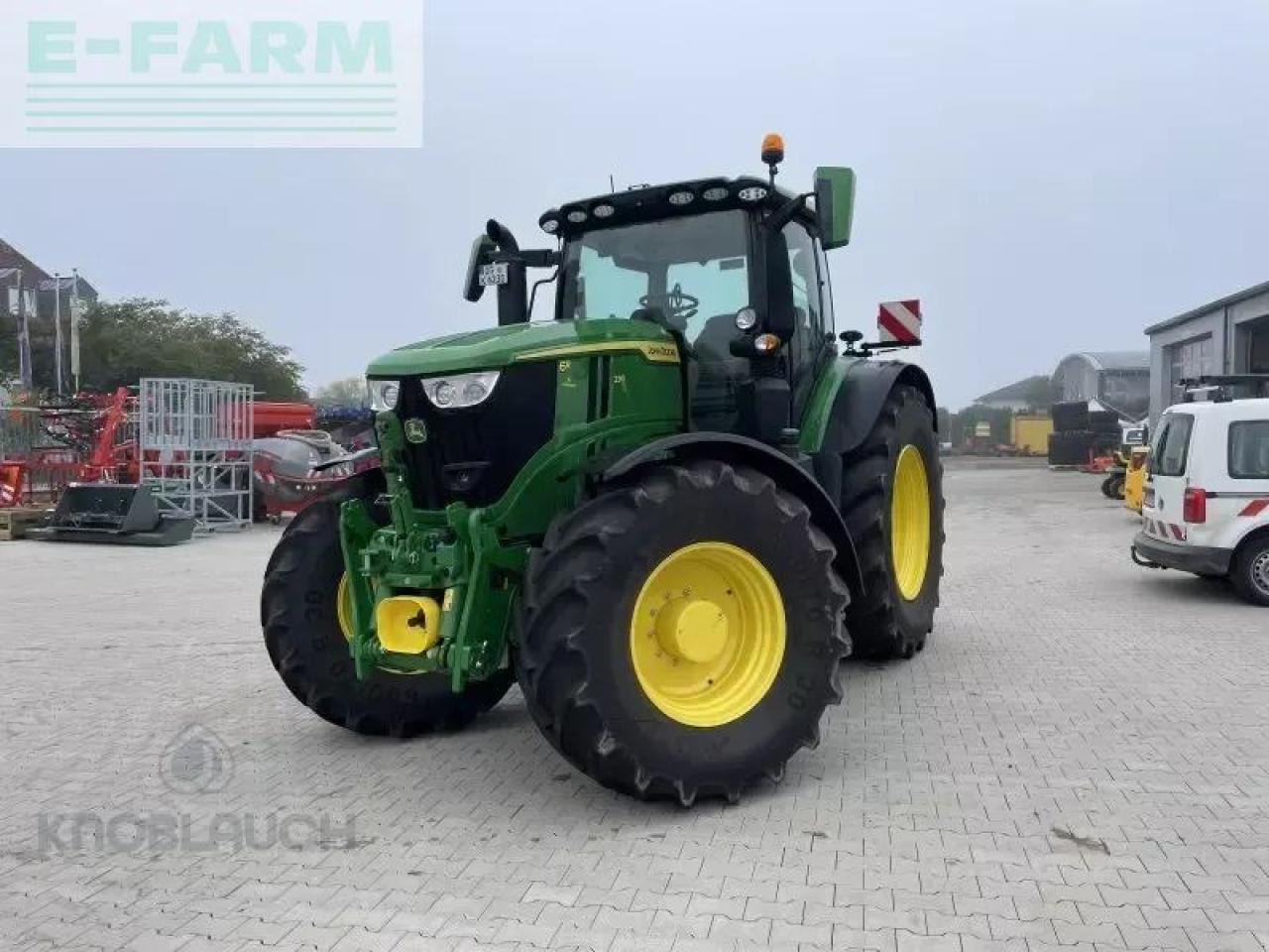 John Deere 6r 230 - Traktor: obrázok 5 John Deere 6r 230 - Traktor: obrázok 5