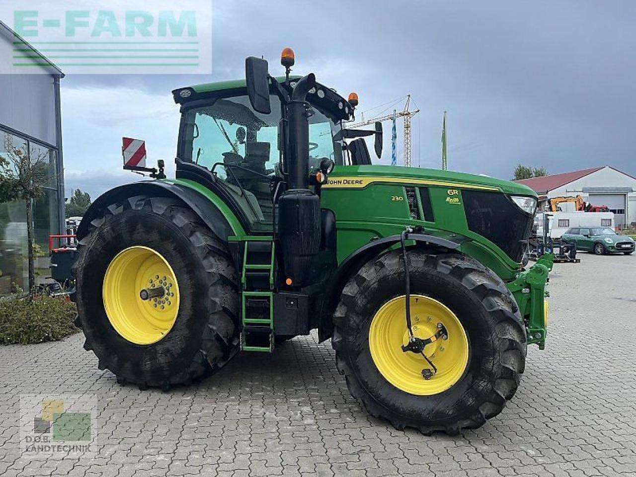 John Deere 6r 230 - Traktor: obrázok 4 John Deere 6r 230 - Traktor: obrázok 4