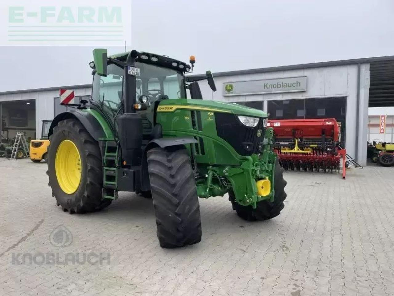 John Deere 6r 230 - Traktor: obrázok 1 John Deere 6r 230 - Traktor: obrázok 1
