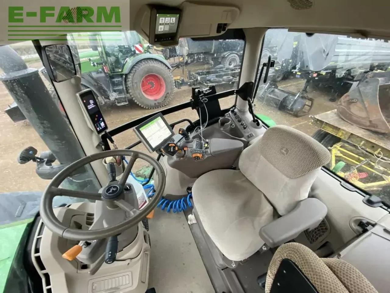 John Deere 6r 230 autopower - Traktor: obrázok 3 John Deere 6r 230 autopower - Traktor: obrázok 3