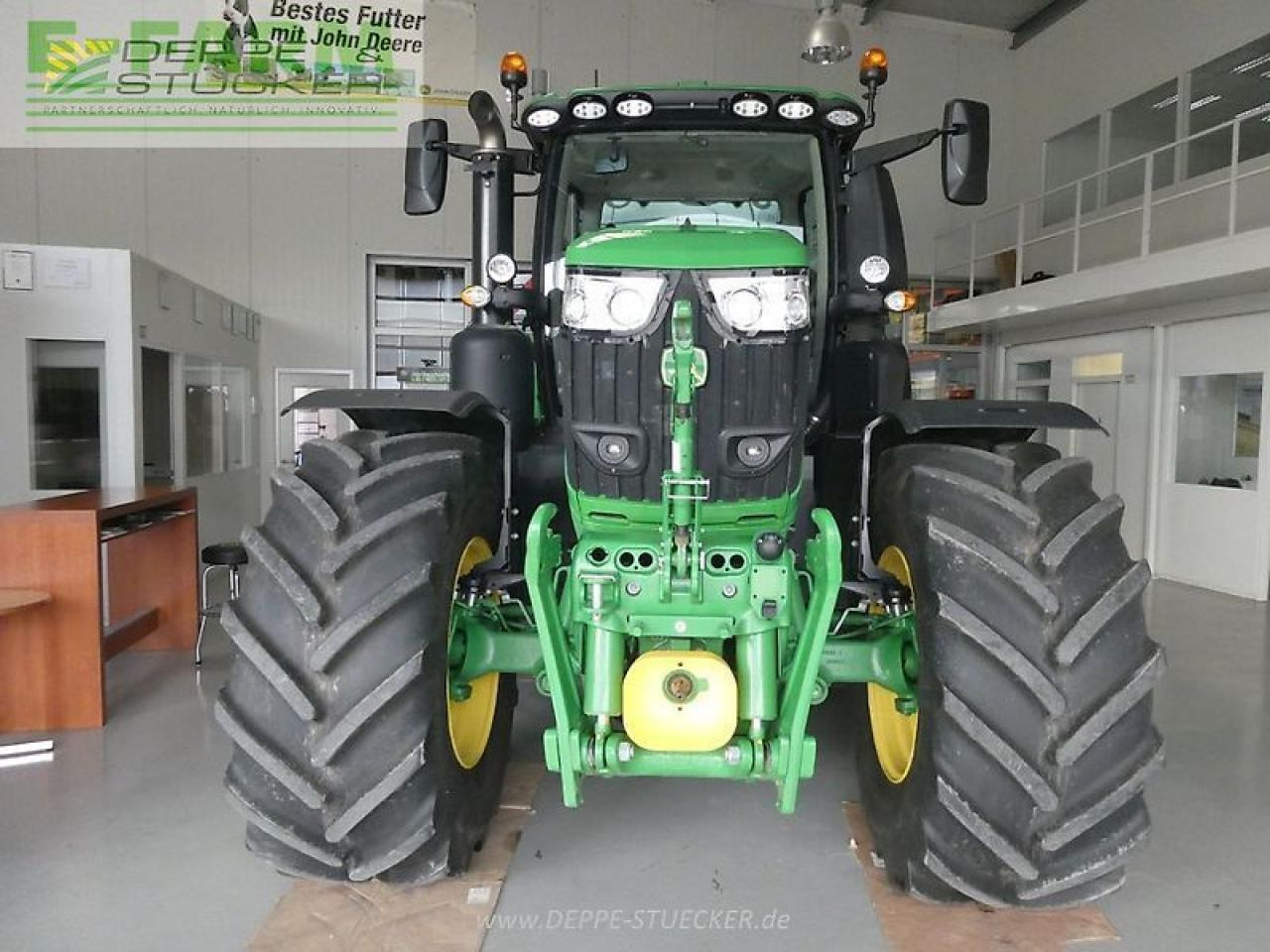 John Deere 6r 250 - Traktor: obrázok 3 John Deere 6r 250 - Traktor: obrázok 3