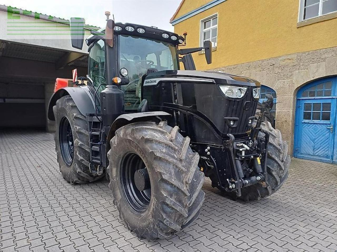 John Deere 6r 250 sonderlackierung-schwarz - Traktor: obrázok 2 John Deere 6r 250 sonderlackierung-schwarz - Traktor: obrázok 2