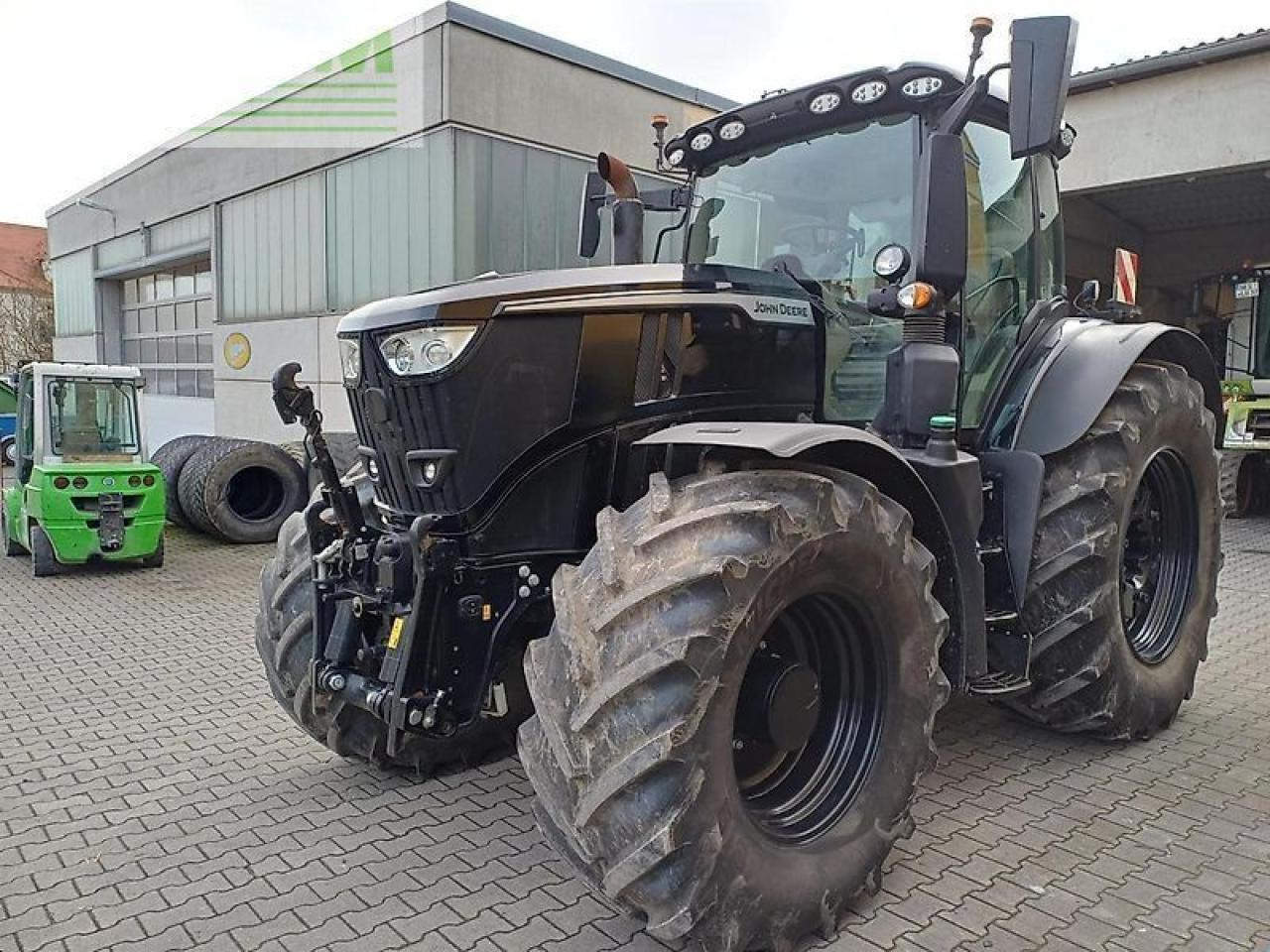 John Deere 6r 250 sonderlackierung-schwarz - Traktor: obrázok 1 John Deere 6r 250 sonderlackierung-schwarz - Traktor: obrázok 1