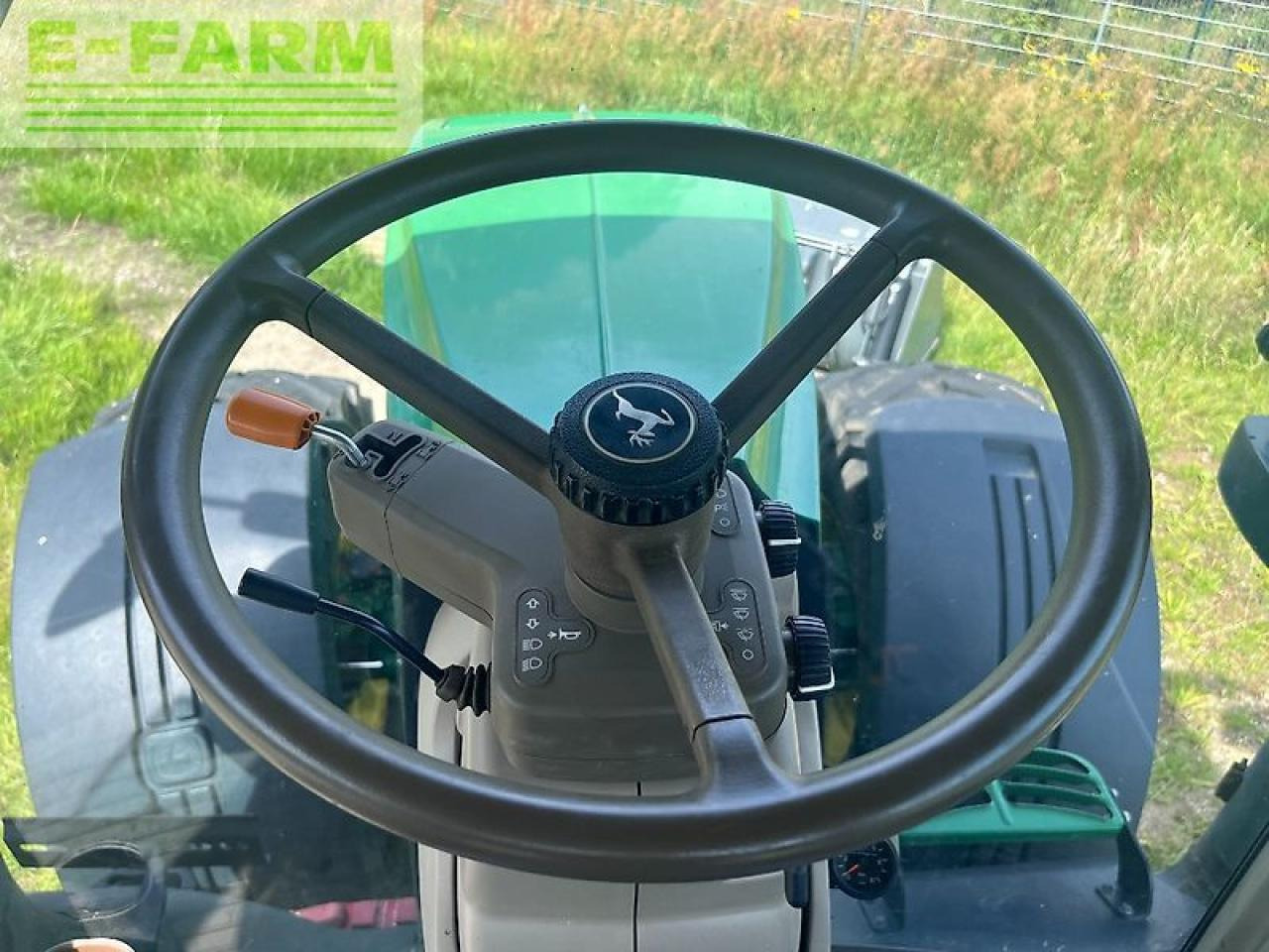 Traktor John Deere 7290r: obrázok 15 Traktor John Deere 7290r: obrázok 15