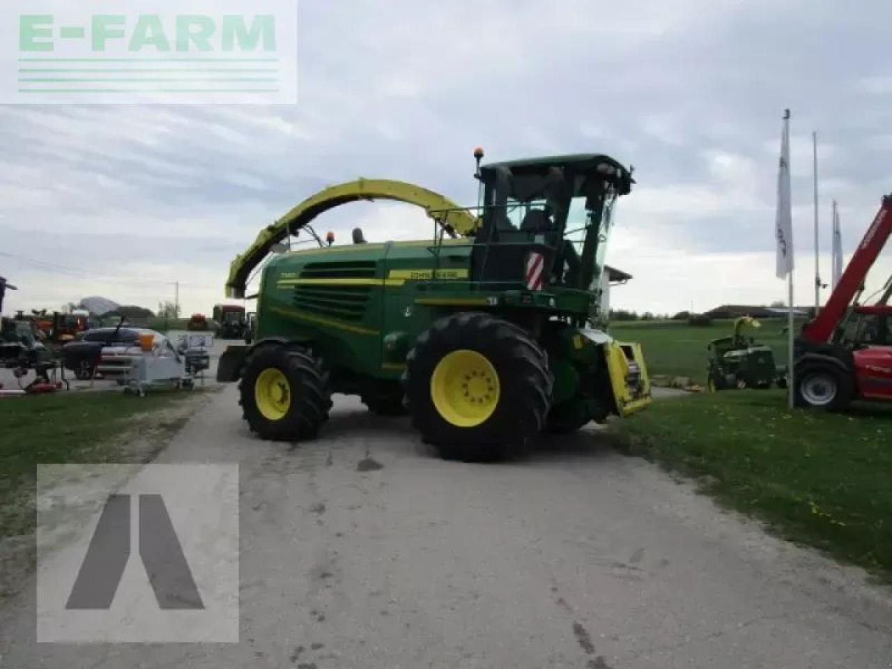 John Deere 7350i - Samohybná rezačka: obrázok 2 John Deere 7350i - Samohybná rezačka: obrázok 2