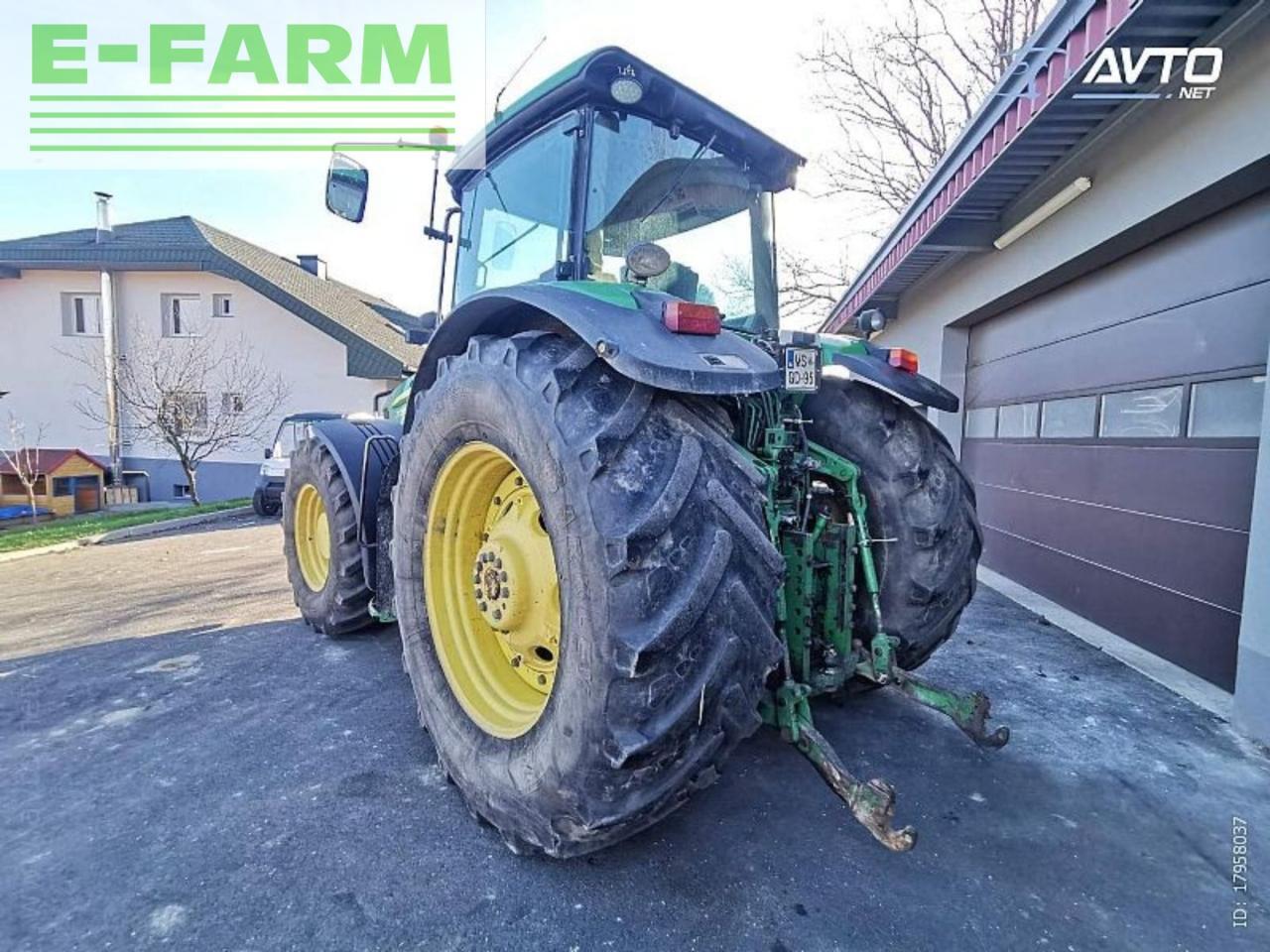 John Deere 7730 - Traktor: obrázok 2 John Deere 7730 - Traktor: obrázok 2