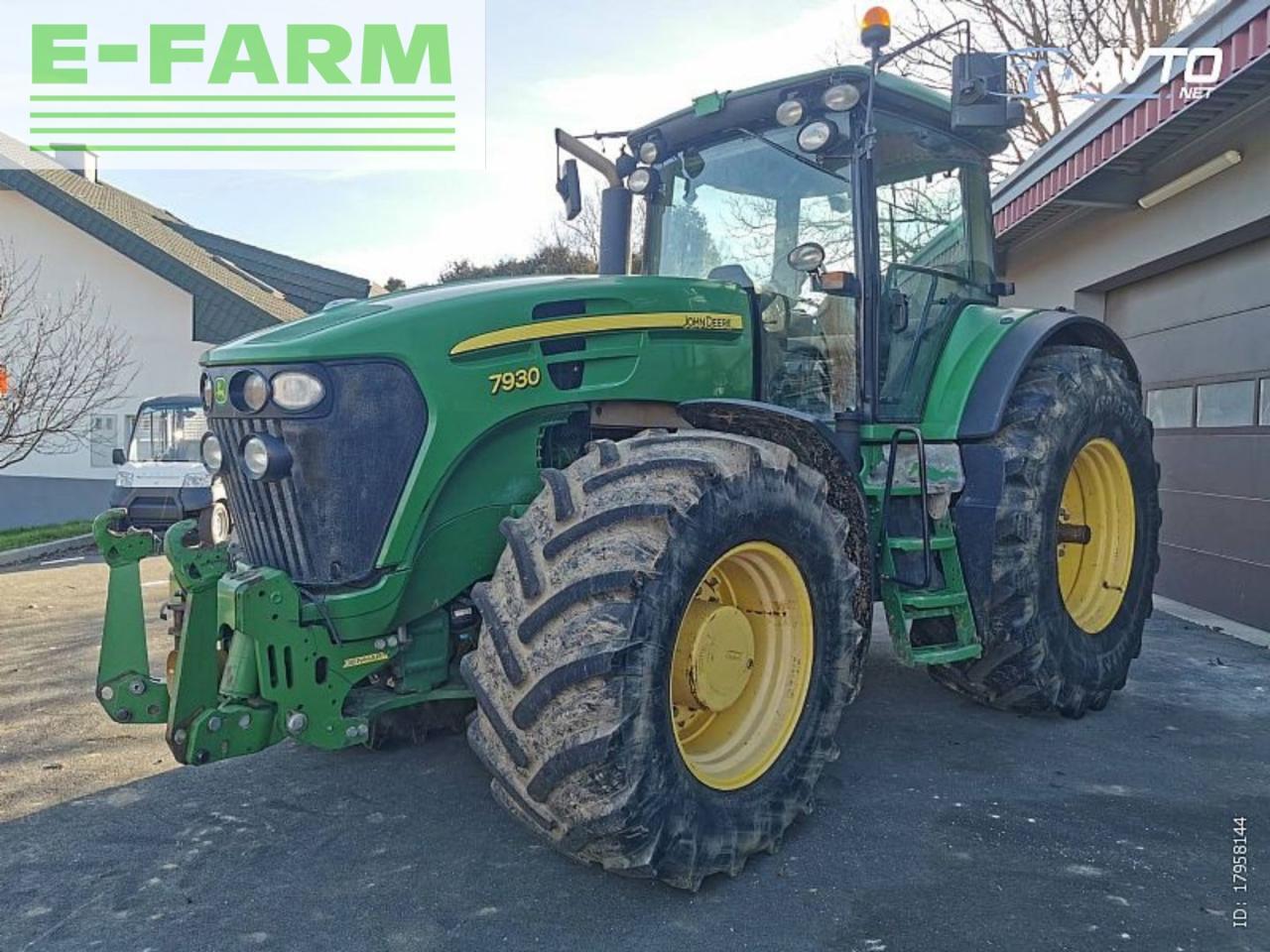 John Deere 7930 - Traktor: obrázok 1 John Deere 7930 - Traktor: obrázok 1