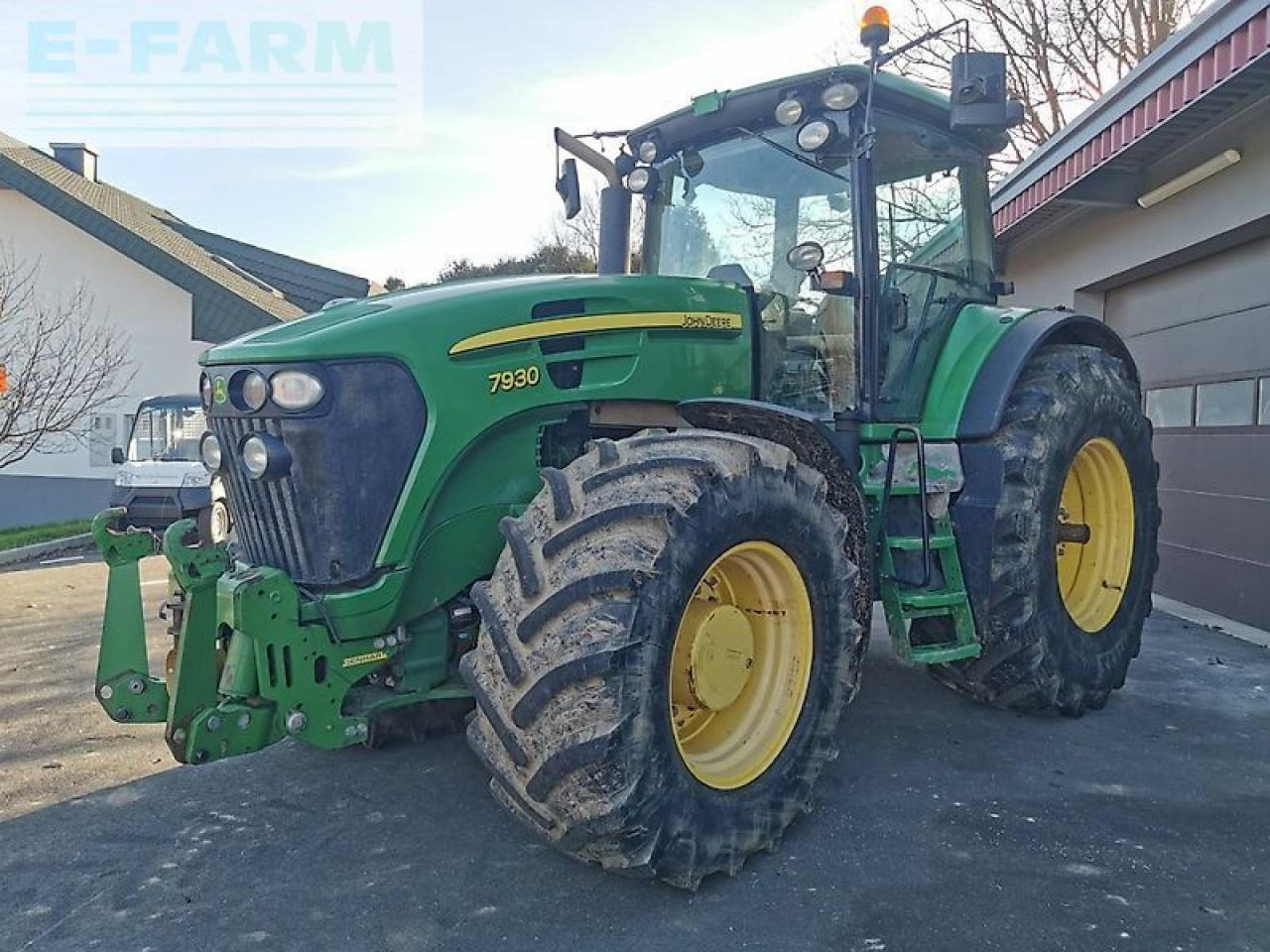 John Deere 7930 - Traktor: obrázok 2 John Deere 7930 - Traktor: obrázok 2