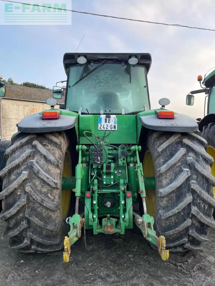 John Deere 8230 - Traktor: obrázok 4 John Deere 8230 - Traktor: obrázok 4