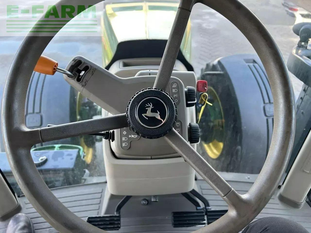 John Deere 8345r - Traktor: obrázok 4 John Deere 8345r - Traktor: obrázok 4