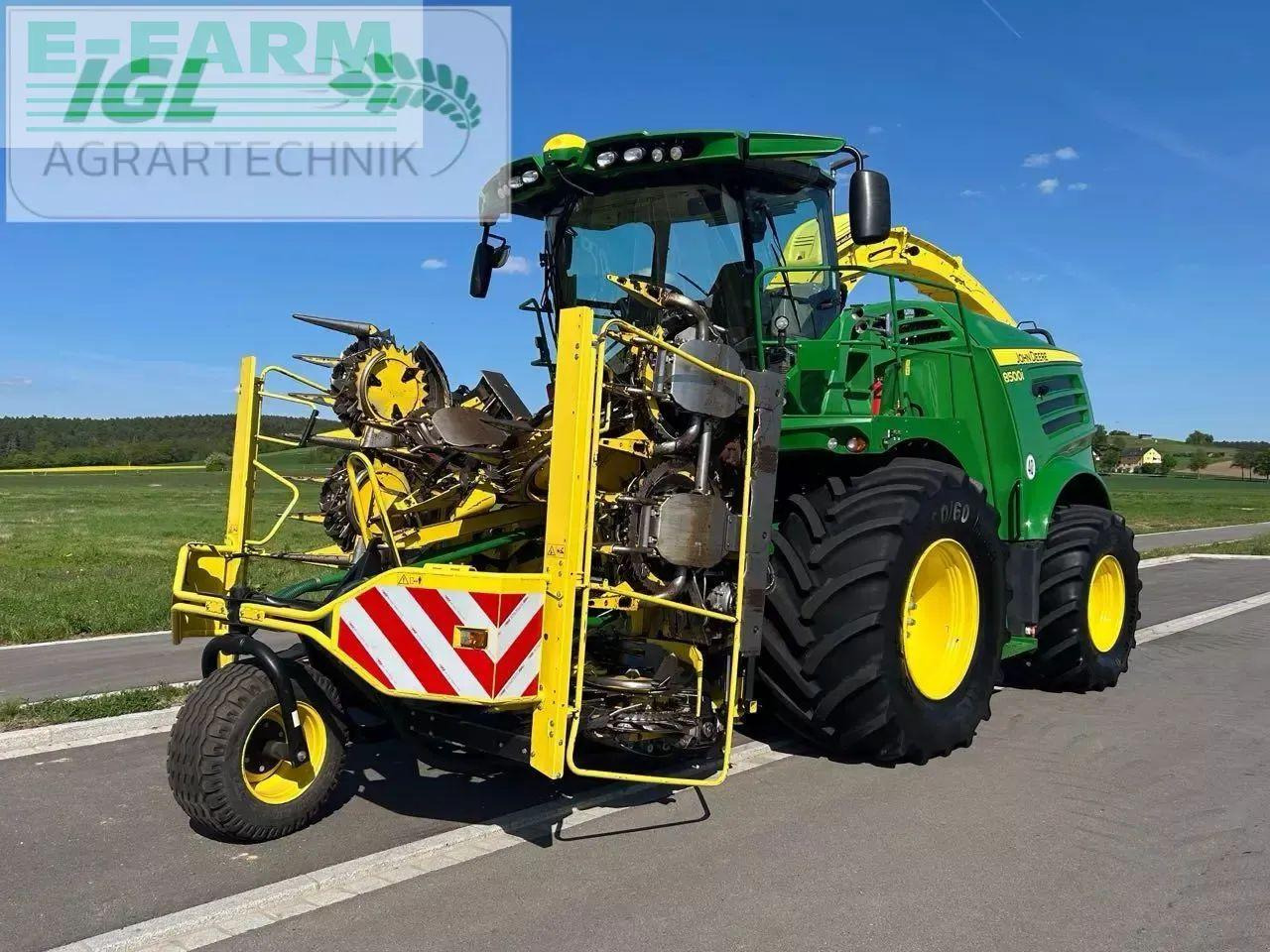 John Deere 8500i - Samohybná rezačka: obrázok 4 John Deere 8500i - Samohybná rezačka: obrázok 4