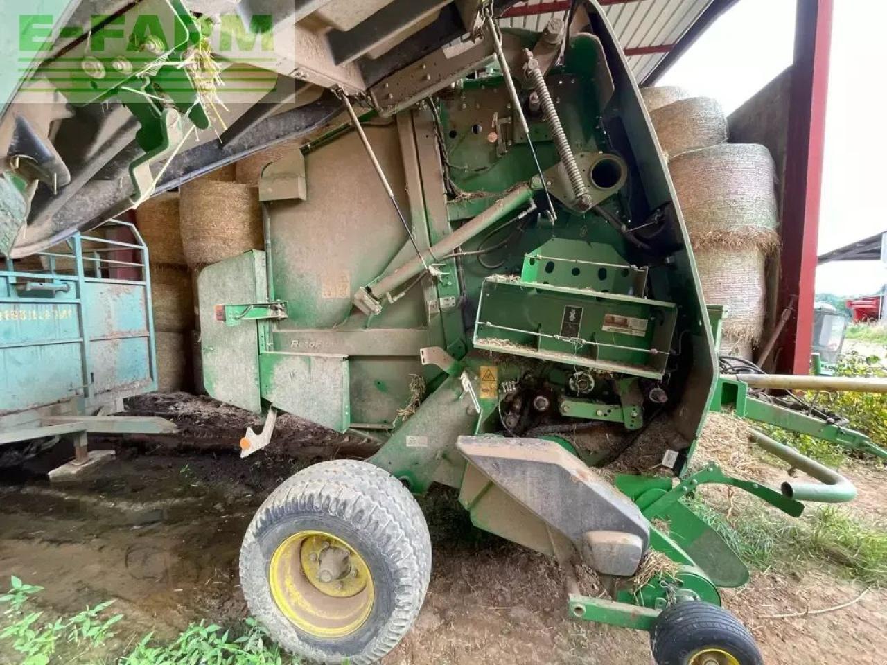 John Deere 854 rotoflow - Lis na hranaté balíky: obrázok 4 John Deere 854 rotoflow - Lis na hranaté balíky: obrázok 4