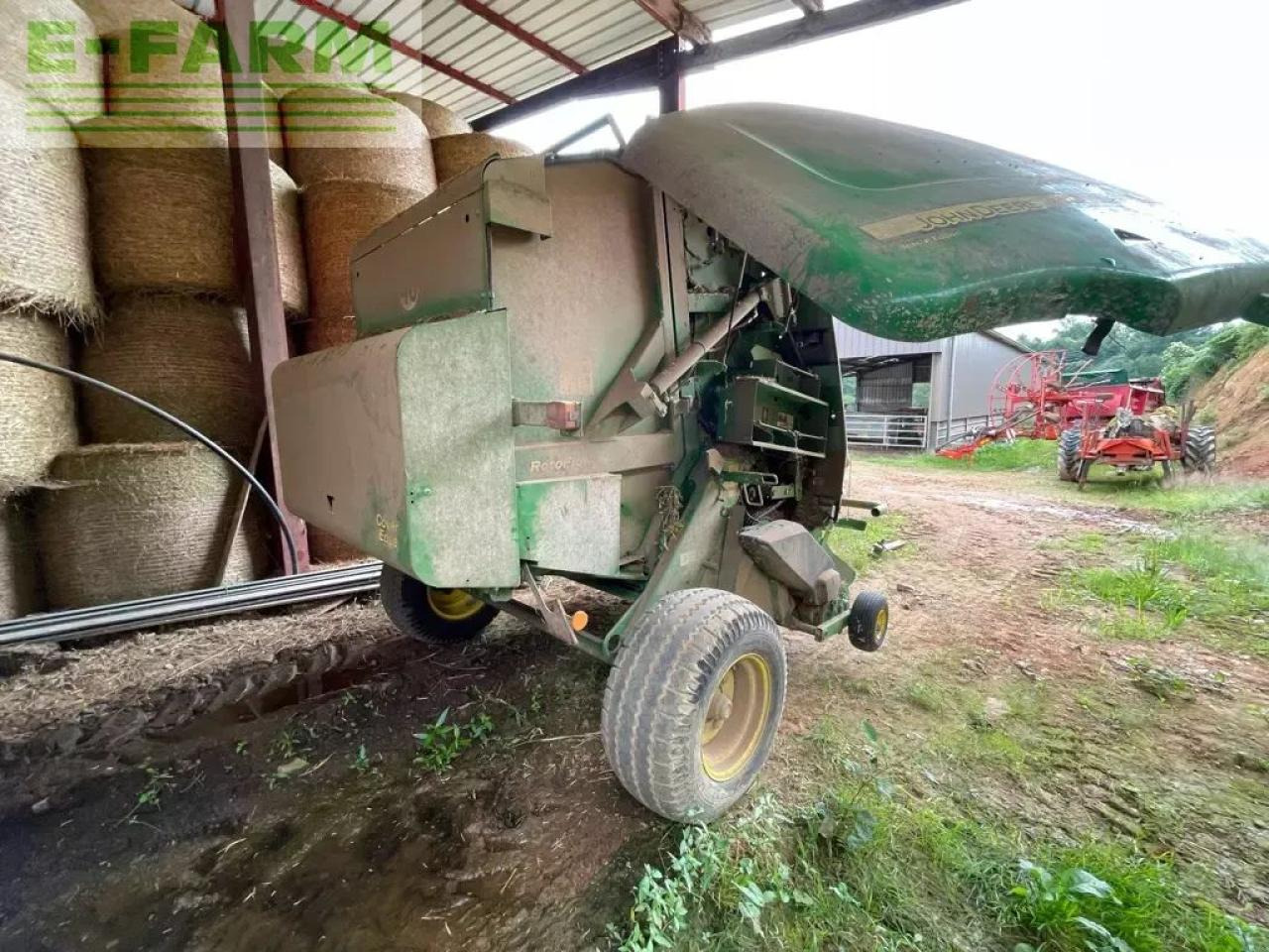 John Deere 854 rotoflow - Lis na hranaté balíky: obrázok 3 John Deere 854 rotoflow - Lis na hranaté balíky: obrázok 3