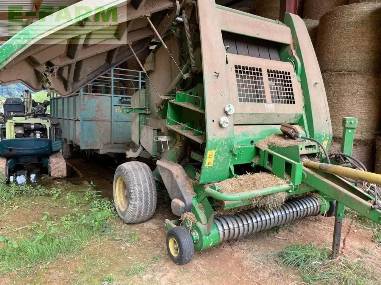 John Deere 854 rotoflow - Lis na hranaté balíky: obrázok 2 John Deere 854 rotoflow - Lis na hranaté balíky: obrázok 2
