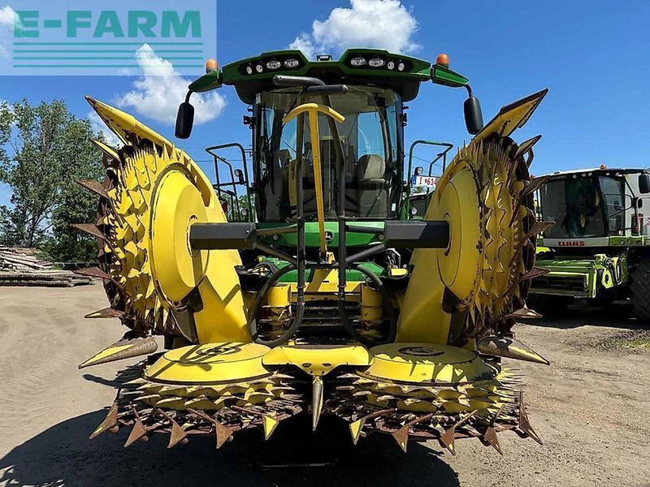 John Deere 8600 - Obilný kombajn: obrázok 2 John Deere 8600 - Obilný kombajn: obrázok 2