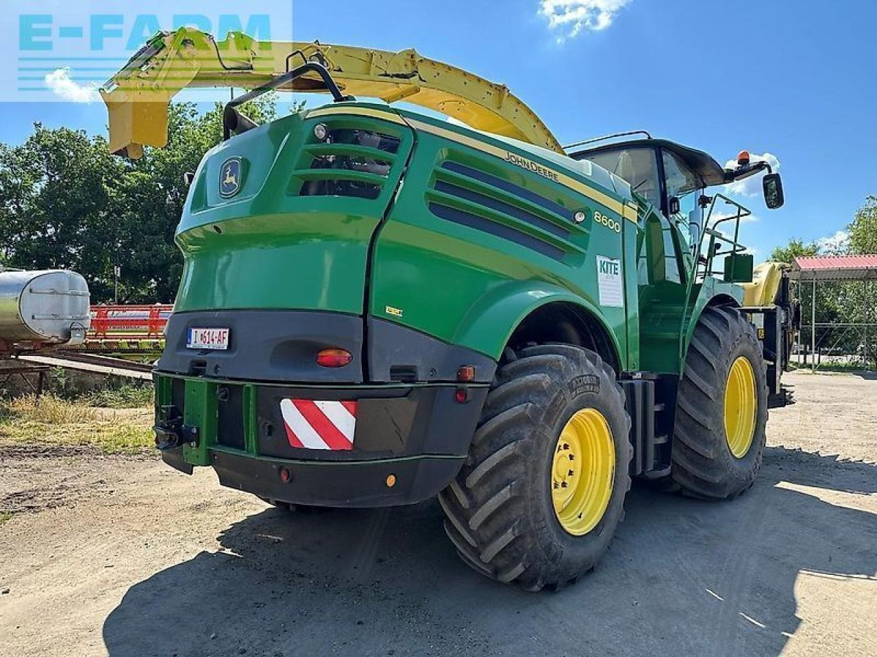John Deere 8600 - Obilný kombajn: obrázok 5 John Deere 8600 - Obilný kombajn: obrázok 5