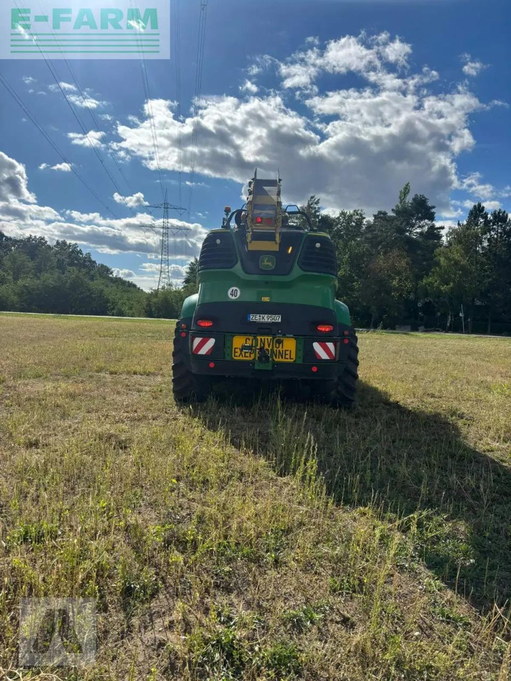 John Deere 9500i - Samohybná rezačka: obrázok 4 John Deere 9500i - Samohybná rezačka: obrázok 4