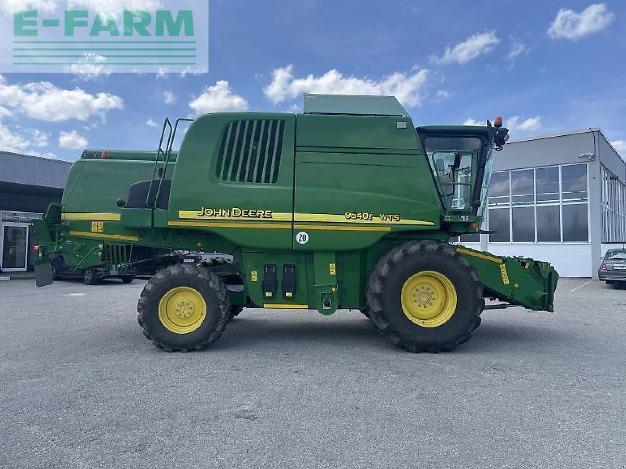 John Deere 9540i wts - Obilný kombajn: obrázok 3 John Deere 9540i wts - Obilný kombajn: obrázok 3