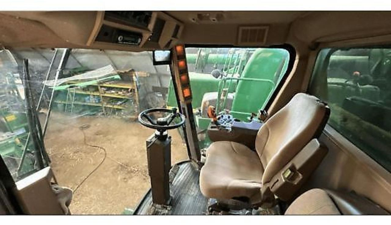 John Deere 9580wts - Obilný kombajn: obrázok 4 John Deere 9580wts - Obilný kombajn: obrázok 4