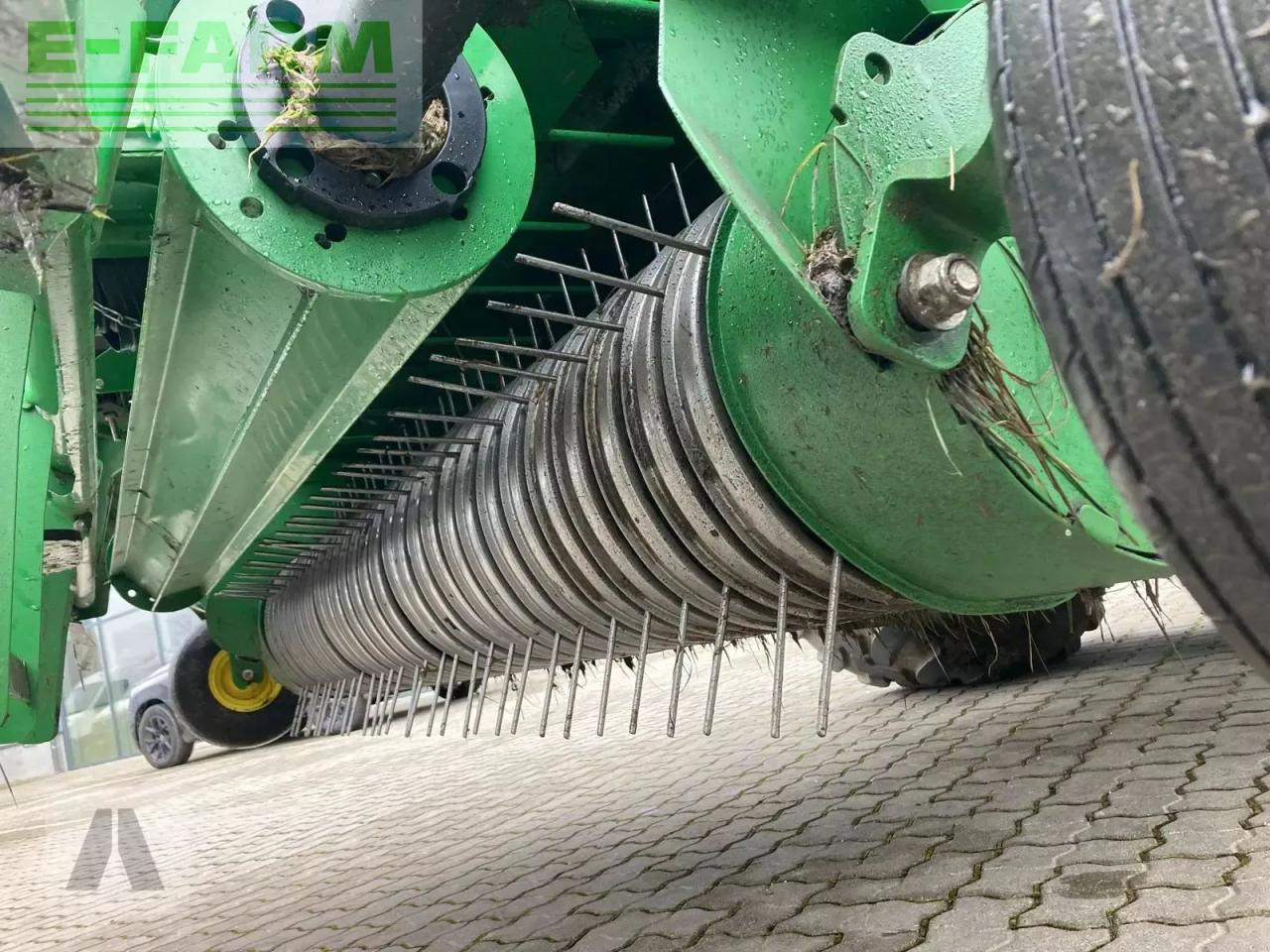 John Deere c441 r - Lis na hranaté balíky: obrázok 5 John Deere c441 r - Lis na hranaté balíky: obrázok 5