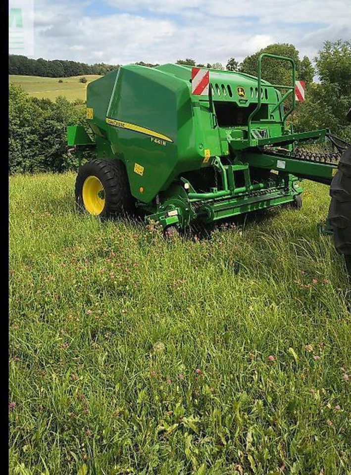 John Deere f 441 r - Lis na hranaté balíky: obrázok 4 John Deere f 441 r - Lis na hranaté balíky: obrázok 4