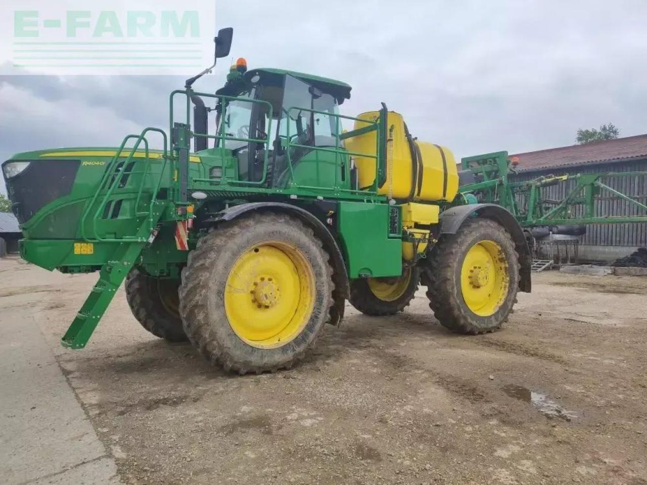 John Deere r4040i - Ťahaný postrekovač: obrázok 1 John Deere r4040i - Ťahaný postrekovač: obrázok 1