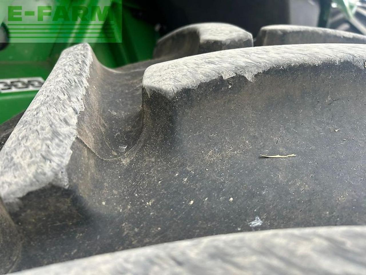 Obilný kombajn John Deere t560: obrázok 8 Obilný kombajn John Deere t560: obrázok 8