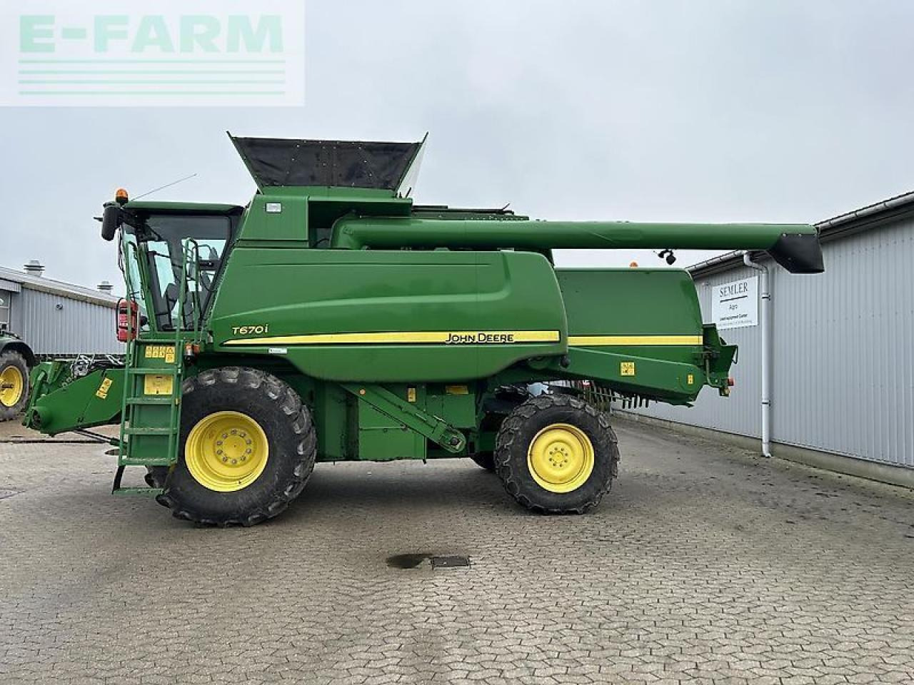 John Deere t670 - Obilný kombajn: obrázok 2 John Deere t670 - Obilný kombajn: obrázok 2