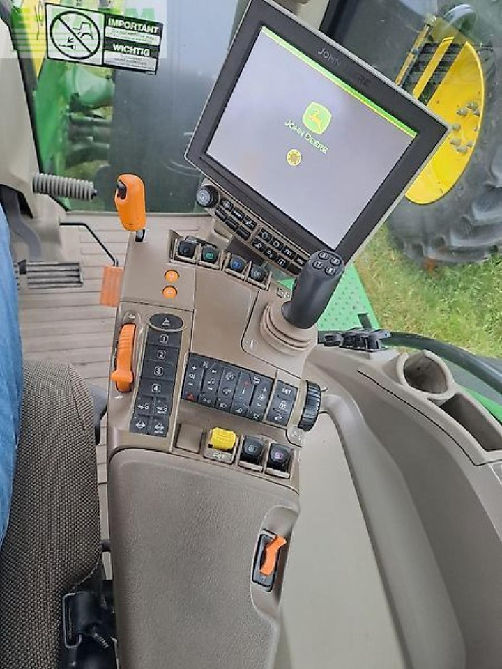 John Deere traktor 8r370 - Traktor: obrázok 5 John Deere traktor 8r370 - Traktor: obrázok 5