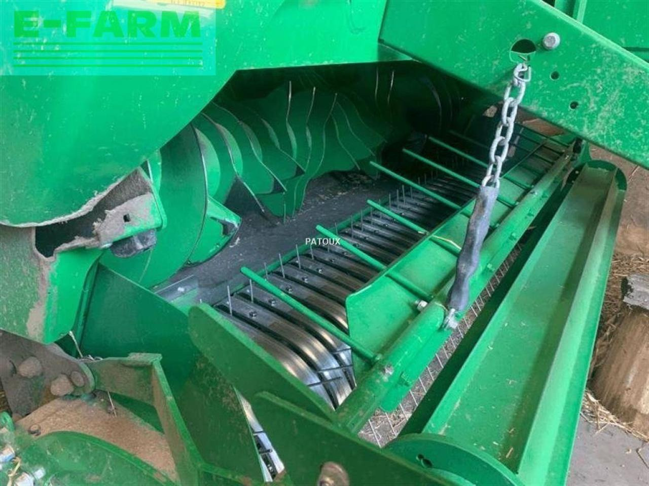 John Deere v461m - Lis na hranaté balíky: obrázok 2 John Deere v461m - Lis na hranaté balíky: obrázok 2