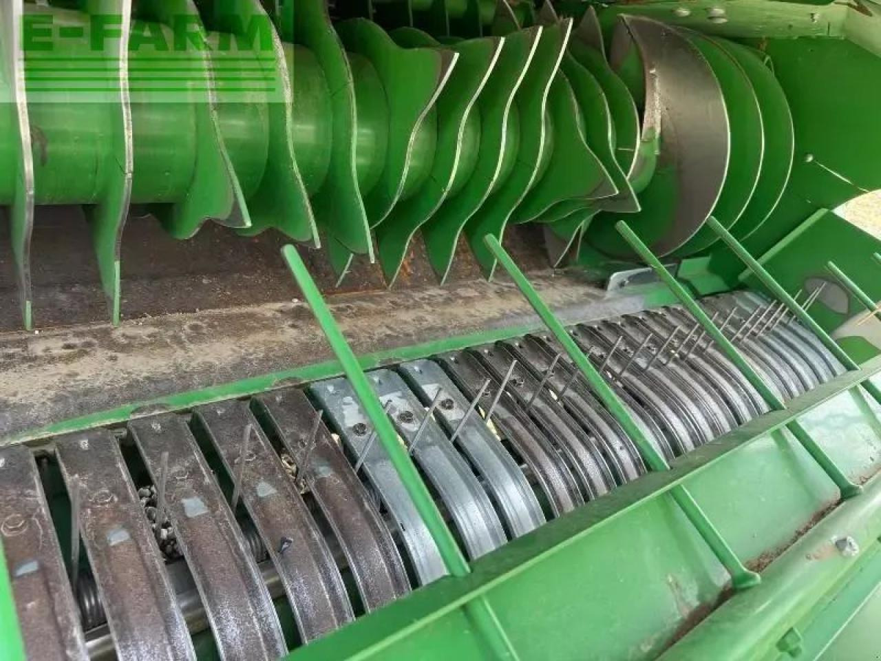 John Deere v461m - Lis na hranaté balíky: obrázok 5 John Deere v461m - Lis na hranaté balíky: obrázok 5