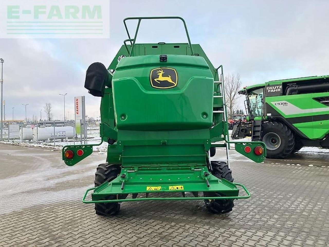 John Deere w330 - Obilný kombajn: obrázok 4 John Deere w330 - Obilný kombajn: obrázok 4