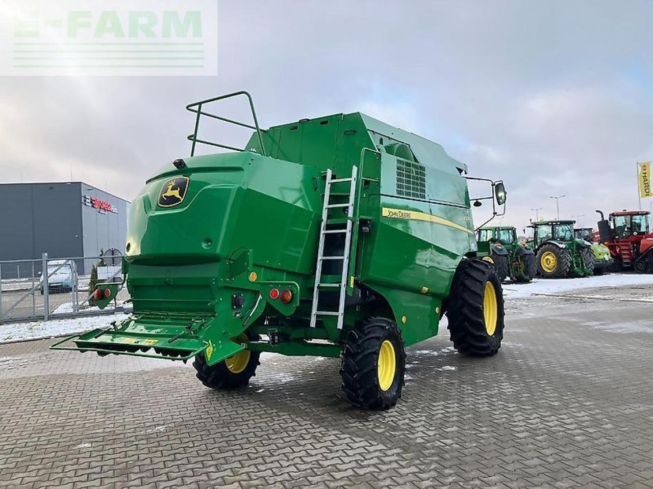 John Deere w330 - Obilný kombajn: obrázok 3 John Deere w330 - Obilný kombajn: obrázok 3