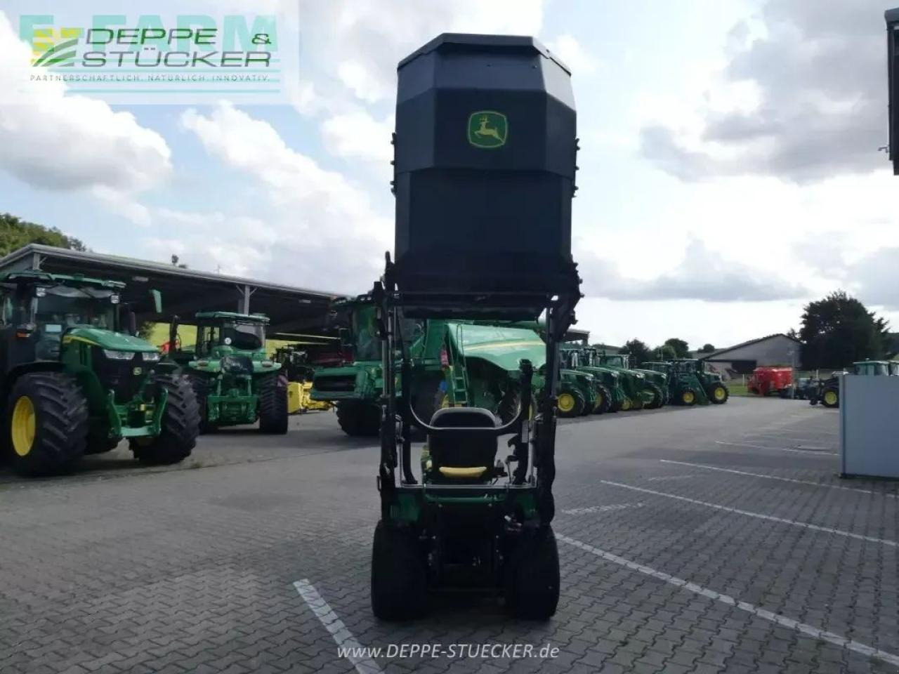 John Deere x950r hochentleerung - Traktor: obrázok 3 John Deere x950r hochentleerung - Traktor: obrázok 3