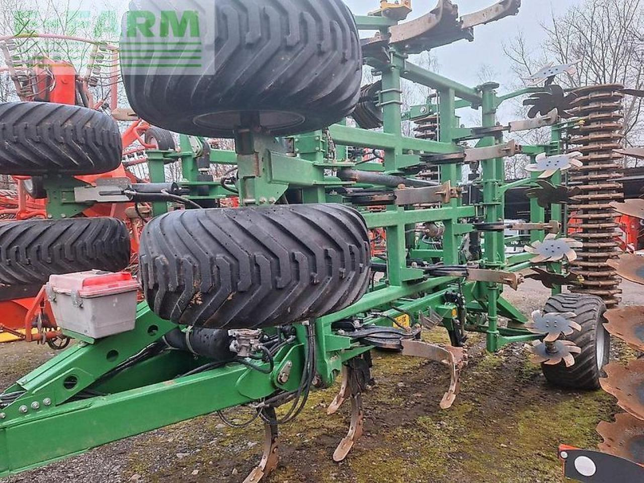 Kerner x3 600 grubber schwergrubber x4 flügelschargrubber horsch - Kultivátor: obrázok 2 Kerner x3 600 grubber schwergrubber x4 flügelschargrubber horsch - Kultivátor: obrázok 2