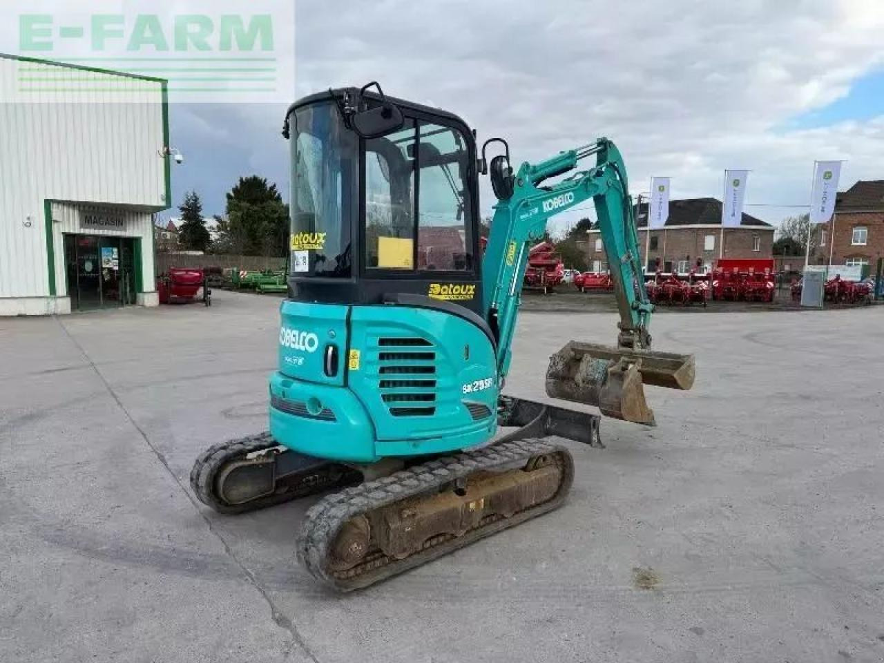 Kobelco sk 25 sr-6e - Mini rýpadlo: obrázok 4 Kobelco sk 25 sr-6e - Mini rýpadlo: obrázok 4