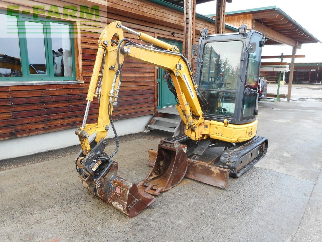 Komatsu pc 26mr-3 ( 2.710kg ) mit powertilt - Mini rýpadlo: obrázok 2 Komatsu pc 26mr-3 ( 2.710kg ) mit powertilt - Mini rýpadlo: obrázok 2