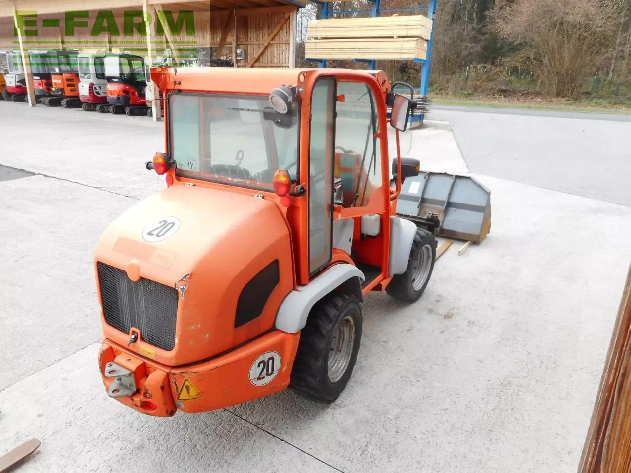 Kramer 348-01 / 5035 ( 2.250 kg ) mit schaufel und gabe - Kolesový nakladač: obrázok 4 Kramer 348-01 / 5035 ( 2.250 kg ) mit schaufel und gabe - Kolesový nakladač: obrázok 4