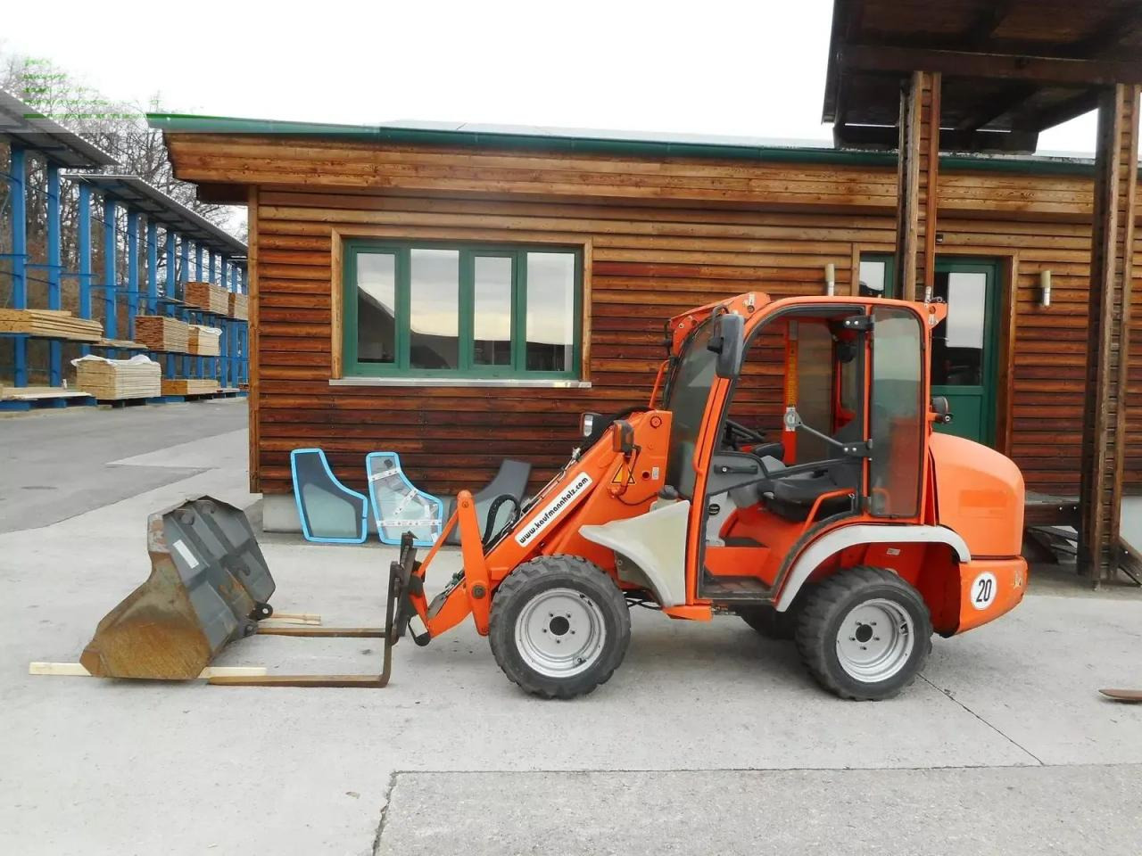 Kramer 348-01 / 5035 ( 2.250 kg ) mit schaufel und gabe - Kolesový nakladač: obrázok 1 Kramer 348-01 / 5035 ( 2.250 kg ) mit schaufel und gabe - Kolesový nakladač: obrázok 1